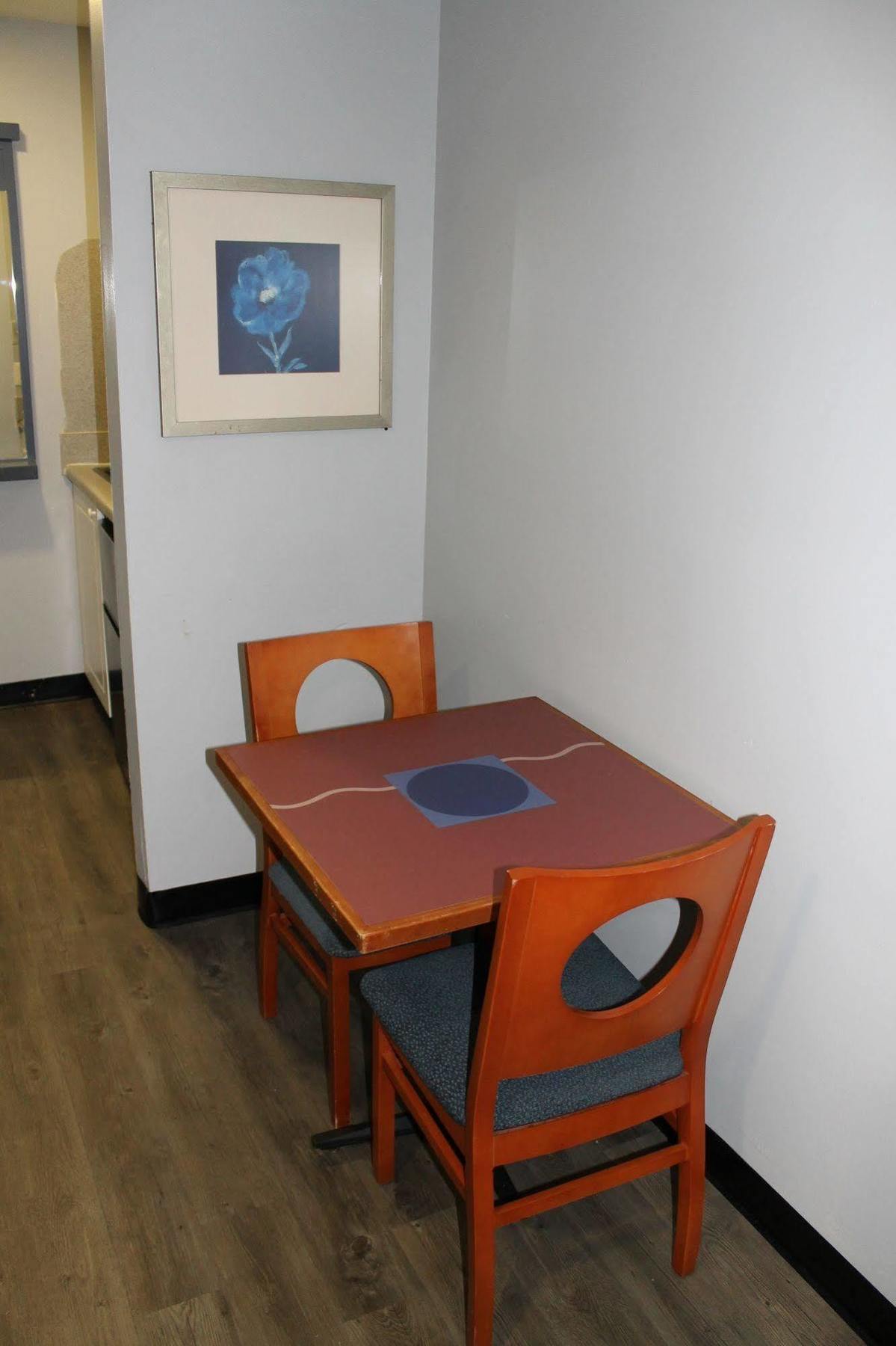 Budgetel Inn And Suites Atlanta Midtown Bagian luar foto